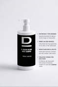 Bild in Galerie-Betrachter laden, Weißer Shampoo-Spender mit schwarzem Etikett und der Aufschrift 'D H-KERATIN VOLUME BOOST SHAMPOO All hair types 390 ML / 13.19 FL OZ'.