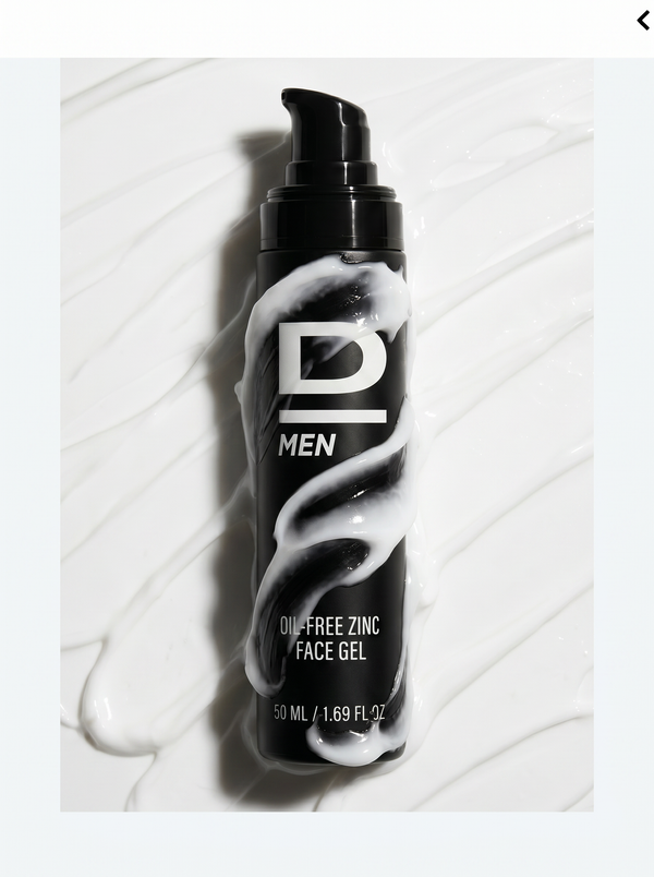Schwarze Flasche mit Pumpspender und weißem Gel auf weißem Untergrund mit der Aufschrift 'D MEN OIL-FREE ZINC FACE GEL 50 ML / 1.69 FL OZ'