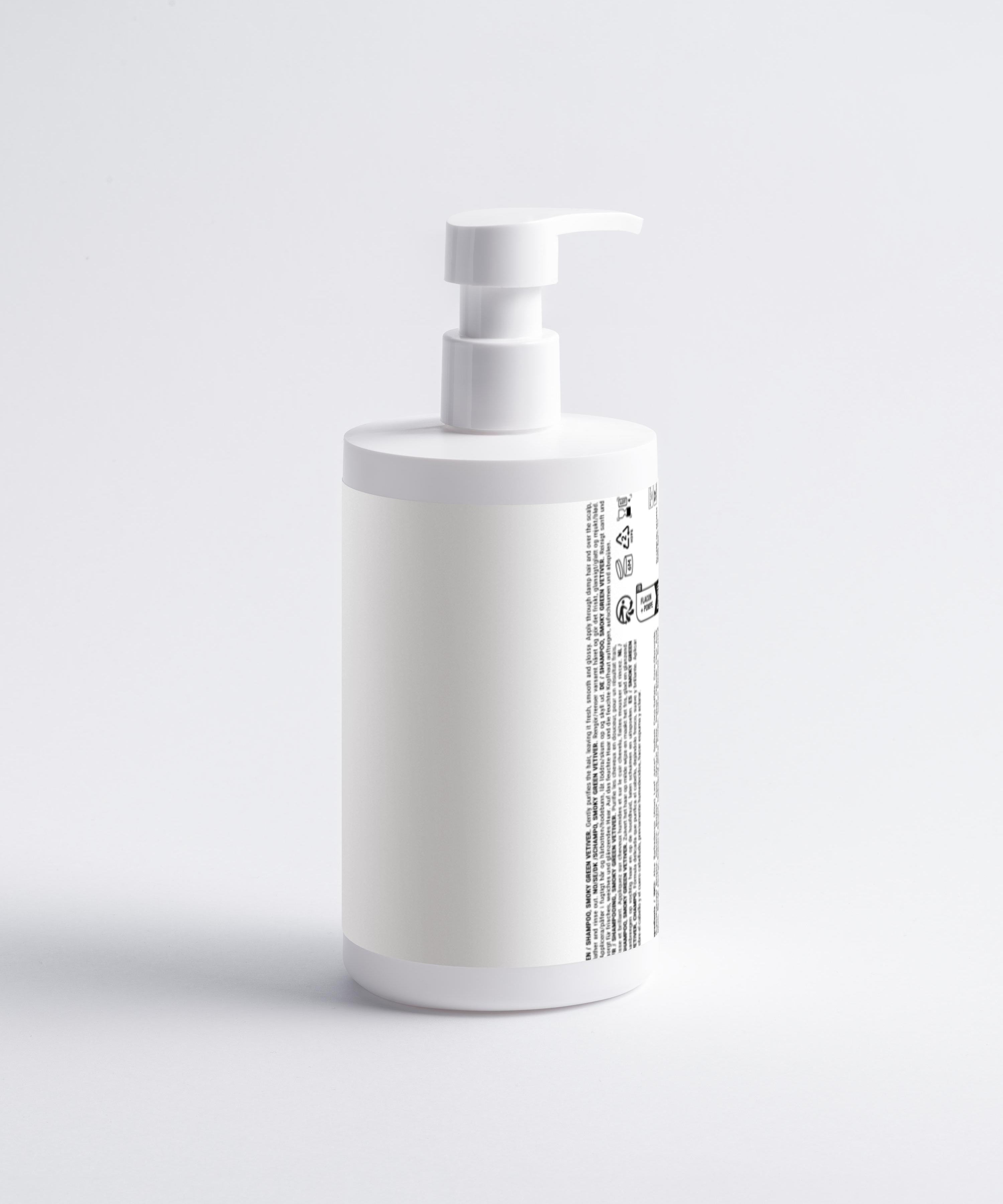 weiße Shampoo-Flasche mit Pumpspender, Marke Deportes Men, Produktname 'Shampoo Smoky'